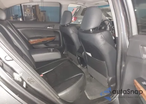 2011 Honda Accord 2.4 Ex-L из США, поврежденный, VIN 1HGCP2F84BA018954